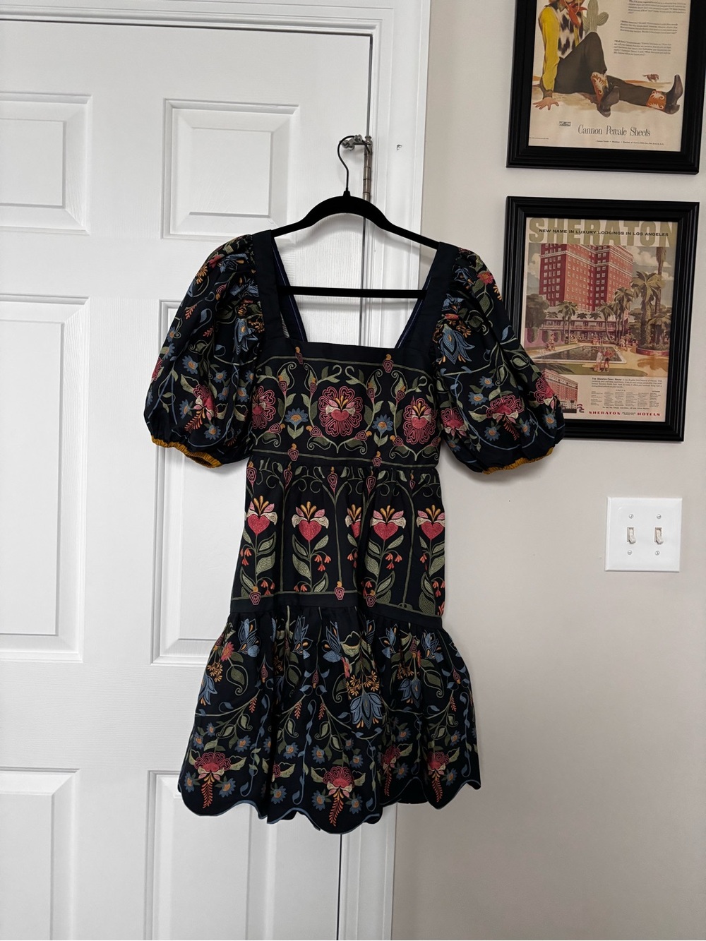 FARM Rio Black Floral Embroidered Puff Sleeve Dress - Picture 4 of 4